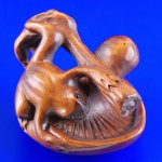 Hand Carved Boxwood Wood Netsuke Carving Frog Mushroom