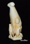 aeb0468 DELICATE HIPPO TUSK SNUFF BOTTLE CAPSICUM