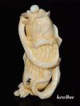 aeb0567 Japanese Hippo Ivory Carving Snuff Bottle Cucumber