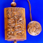 Hand Carved Japanese Boxwood Inro Netsuke Dragon 3.5"