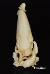 aeb0465 HAND CARVED HIPPO TUSK SNUFF BOTTLE CAYENNE