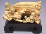 adb0804 Fine Genuine Mammoth Ivory Netsuke 3 Kid Lift Shell