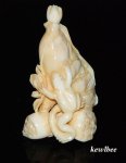 aeb0583 Japanese Hippo Ivory Carving Snuff Bottle Frog Lotus Leaf