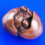 Japanese Hand Carved Boxwood Wood Netsuke Carving Turtles In Egg #721