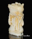 aeb0462 HAND CARVED HIPPO TUSK SNUFF BOTTLE BAMBOO
