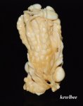 aeb0470 CARVED HIPPO TUSK SNUFF BOTTLE DELICIOUS FRUIT