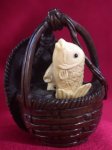 win4092 Ebony Wood Mammoth Ivory Netsuke Group Fish In Basket