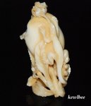 aeb0487 HAND CARVED HIPPO TUSK SNUFF BOTTLE MEGRANATE