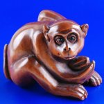 Japanese Carved Boxwood Wood Netsuke Carving Monkey Hold Peach #685