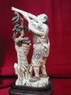 kkm3079 large ivory carving netsuke hunter gun 6-1/2"